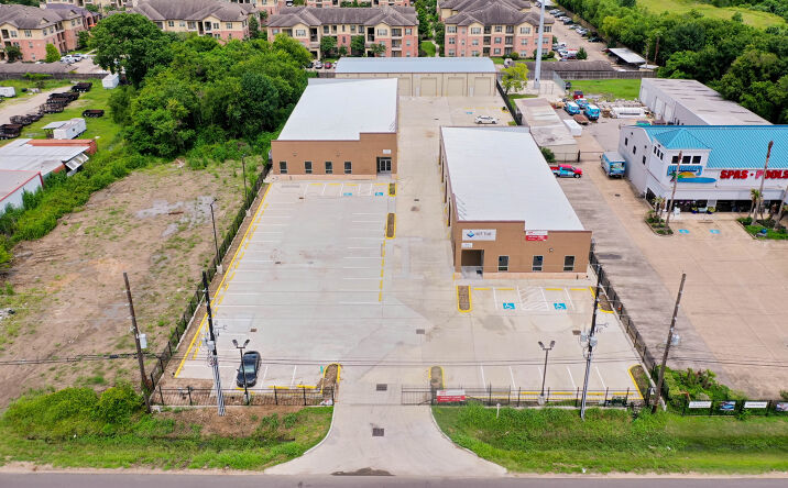 2306 Highway 6 S Houston Tx 77077null