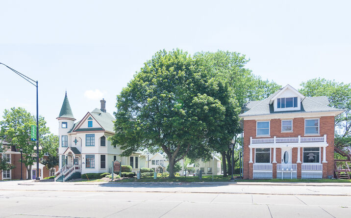 Pictures of Office property located at 17 E Schaumburg Rd, Schaumburg, IL 60194 for sales - image #1