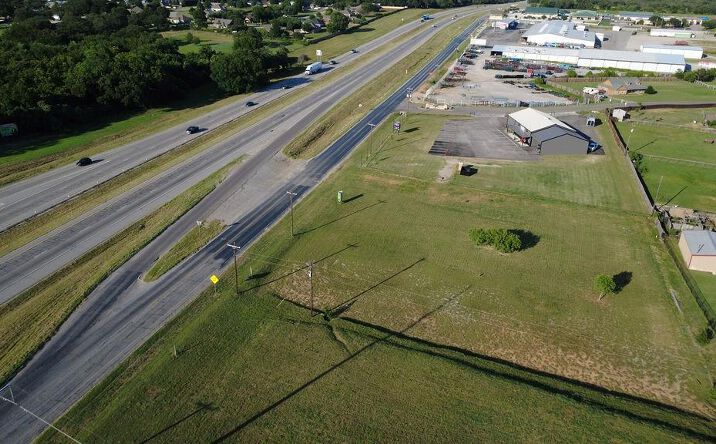 Pictures of Land property located at 3111 W Interstate 20, Weatherford, TX 76087 for sales - image #1