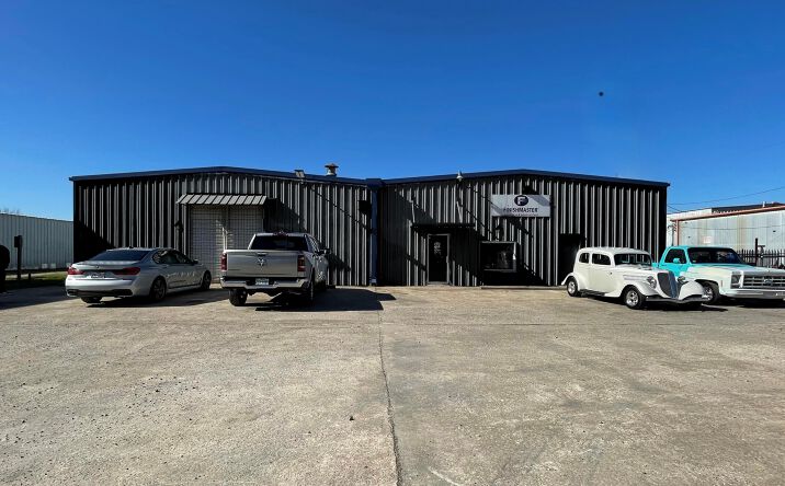 Pictures of Industrial property located at 406 Preston Ave, Pasadena, TX 77503 for sales - image #1