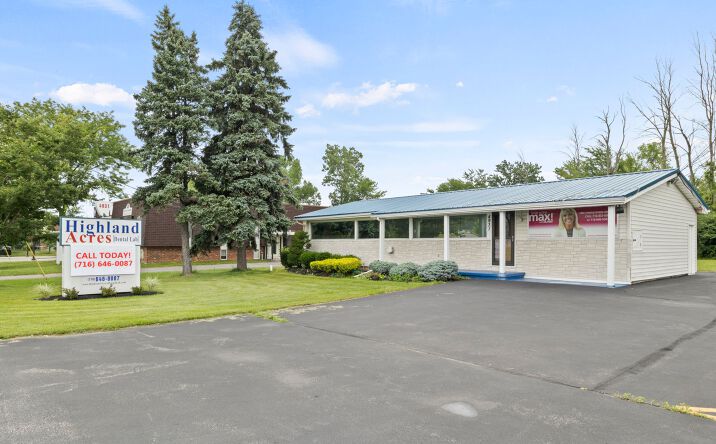 Pictures of Office, Retail property located at 4931 Southwestern Blvd, Hamburg, NY 14075 for sales - image #1