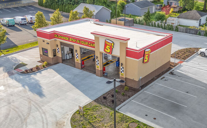 image of property at 34 BOARDMAN POLAND RD Youngstown OH 44512-4601