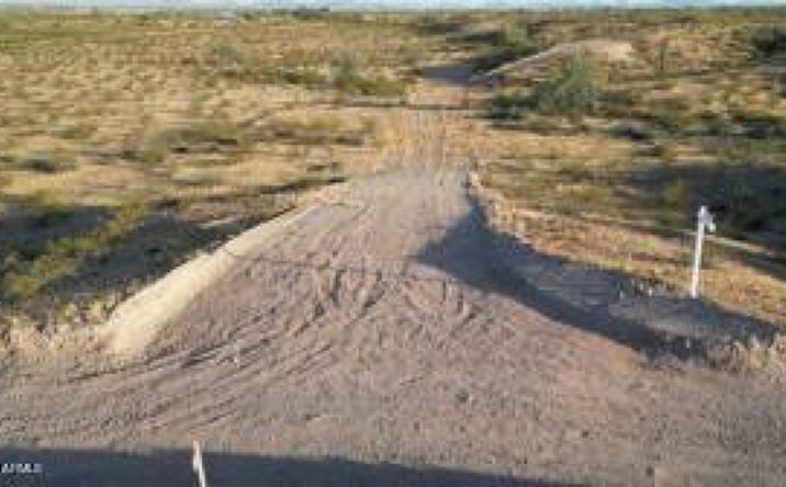 Pictures of Land property located at 333xx w glenrosa ave, lot 4, Tonopah, AZ 85354 for sales - image #1