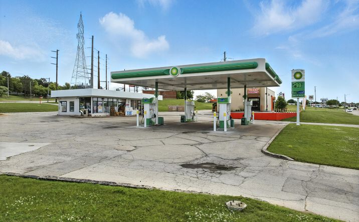 Pictures of Special Purpose property located at 2115 Main St, Green Bay, WI 54302 for sales - image #1