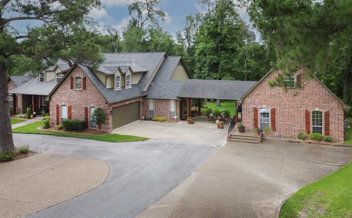 Pictures of Mixed Use, Office, Retail property located at 19359 US-69, Tyler, TX 75703 for sales - image #1