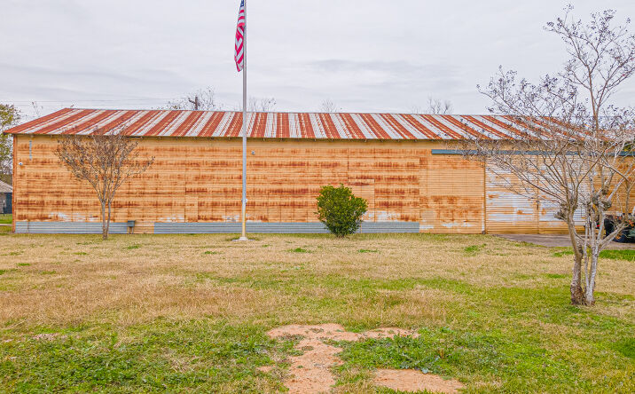 Pictures of Industrial property located at 7613 Greenswarth Ln, Houston, TX 77075 for sales - image #1