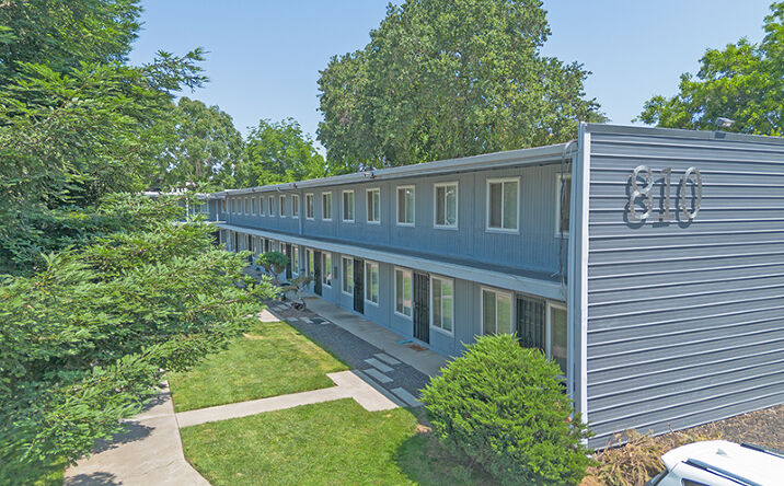 Pictures of Multifamily property located at 810 W 1st Ave, Chico, CA 95926 for sales - image #1