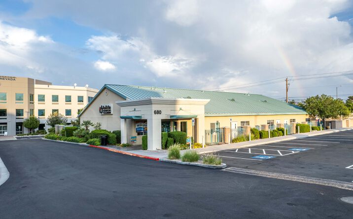 Pictures of Retail property located at 680 E Warm Springs Rd, Las Vegas, NV 89119 for sales - image #1