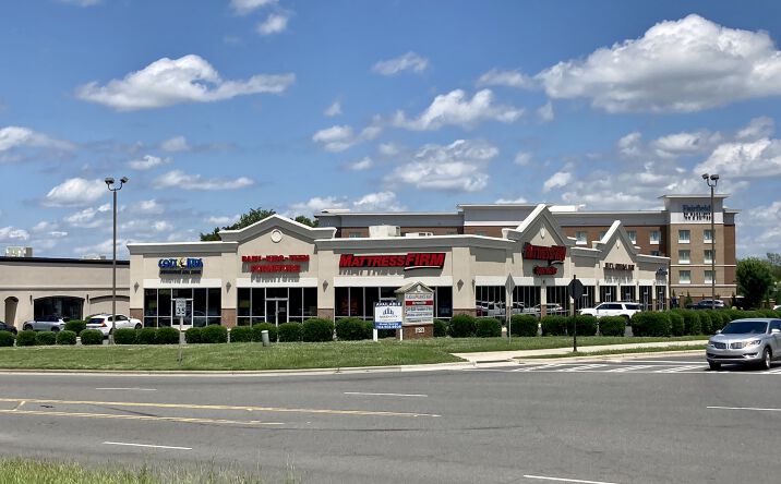 Pictures of Retail property located at 11523 Carolina Place Parkway, Pineville, NC 28134 for sales - image #1