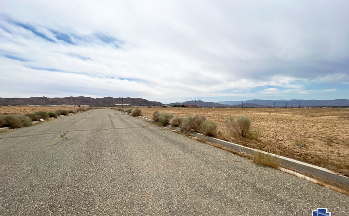 Pictures of Land property located at Ramona, Apple Valley, CA 92307 for sales - image #1