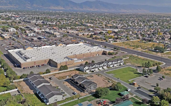 Pictures of Land property located at 2171 W Antelope Dr, Syracuse, UT 84075 for sales - image #1