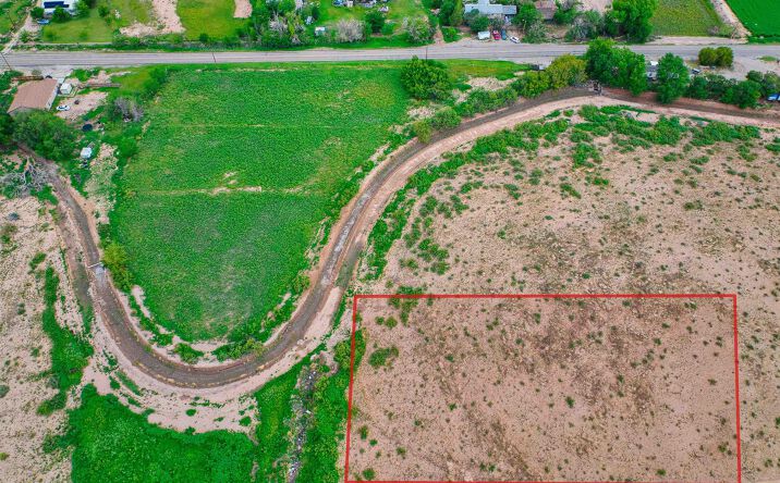 Pictures of Land property located at S of 1113 E Wood Avenue, Carlsbad, NM 88220 for sales - image #1