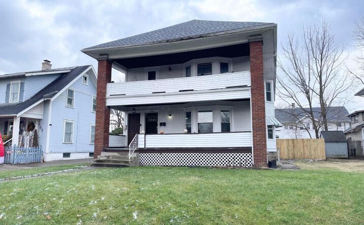Pictures of Multifamily property located at 557 E Cassilly Street, Springfield, OH 45503 for sales - image #1
