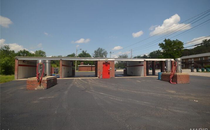 Pictures of Business for Sale property located at 104 Jerome Ln, Cahokia, IL 62260 for sales - image #1