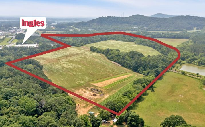 Pictures of Land property located at 815 West Ave, Cartersville, GA 30120 for sales - image #1