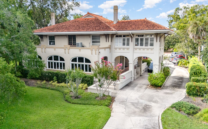 Pictures of Office property located at 214 S Lucerne Cir E, Orlando, FL 32801 for sales - image #1