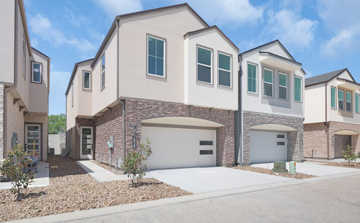 Pictures of Multifamily property located at 6340 Fairdale Ln, Houston, TX 77057 for sales - image #1