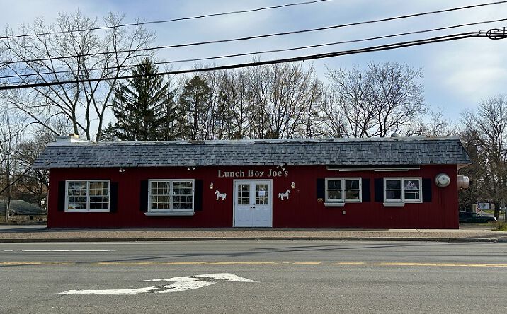 Pictures of Retail property located at 200 Oriskany Blvd, Whitesboro, NY 13492 for sales - image #1