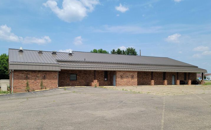 Pictures of Mixed Use, Office, Retail, Special Purpose property located at 1066 E State St, Newcomerstown, OH 43832 for sales - image #1
