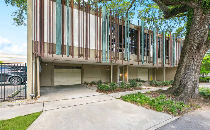 image of property at 1538 LOUISIANA AVE New Orleans LA 70115-3553