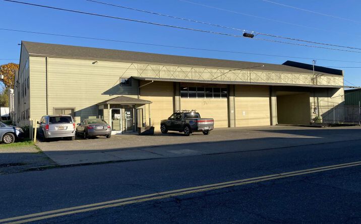 Pictures of Office, Industrial property located at 4720 SE 26th Ave, Portland, OR 97202 for sales - image #1