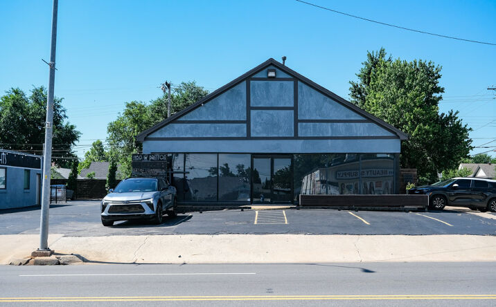 Pictures of Mixed Use property located at 1160 W Britton Rd, Oklahoma City, OK 73114 for sales - image #1