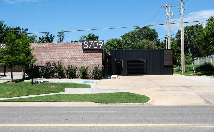 Pictures of Mixed Use property located at 8709 N Western Ave, Oklahoma City, OK 73114 for sales - image #1