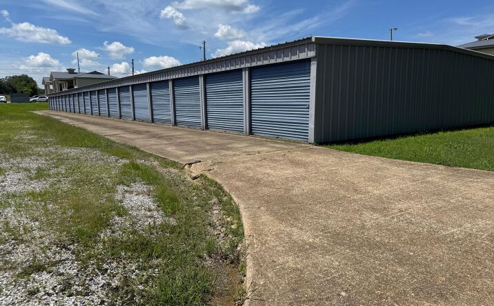 Pictures of Special Purpose property located at Holly Hill Drive, Tupelo, MS 38801 for sales - image #1