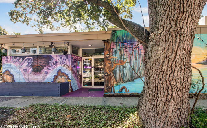 Pictures of Office, Mixed Use, Land, Special Purpose property located at 1503 OAK Street, Jacksonville, FL 32204 for sales - image #1