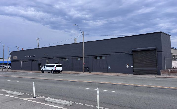 Pictures of Industrial property located at 2800 E Truman Rd, Kansas City, MO 64127 for sales - image #1