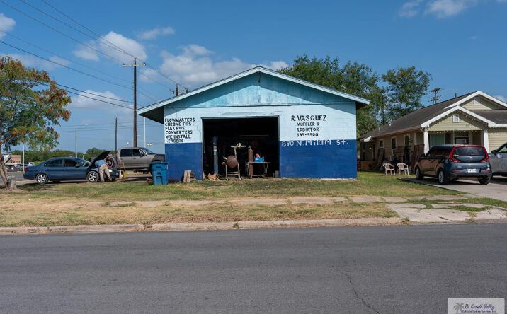 Pictures of Retail property located at 890 N Milam Ave., San Benito, TX 78586 for sales - image #1