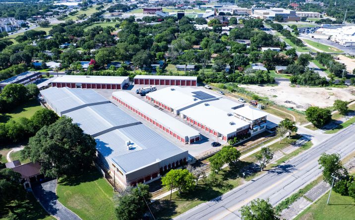 Pictures of Self Storage property located at 1301 E Kingsbury St, Seguin, TX 78155 for sales - image #1
