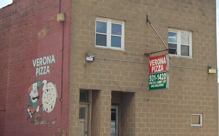 Pictures of Mixed Use, Retail property located at 4913 Calumet Avenue, Hammond, IN 46327 for sales - image #1