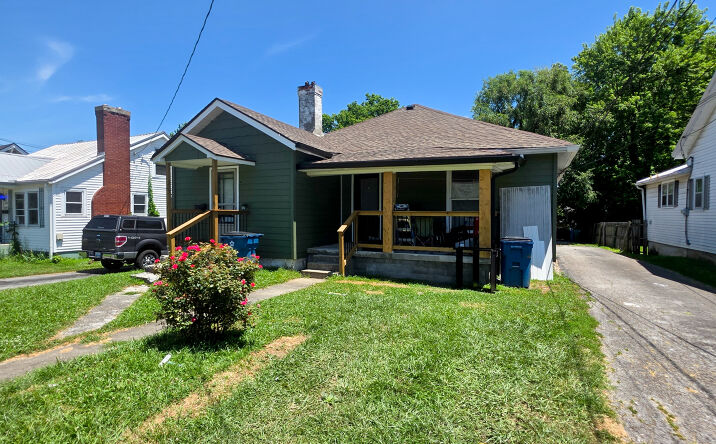 Pictures of Multifamily property located at 318 Harding St, Danville, KY 40422 for sales - image #1