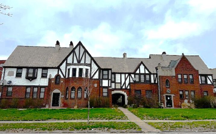 Pictures of Multifamily property located at 2905 Hampton Rd, Cleveland, OH 44120 for sales - image #1