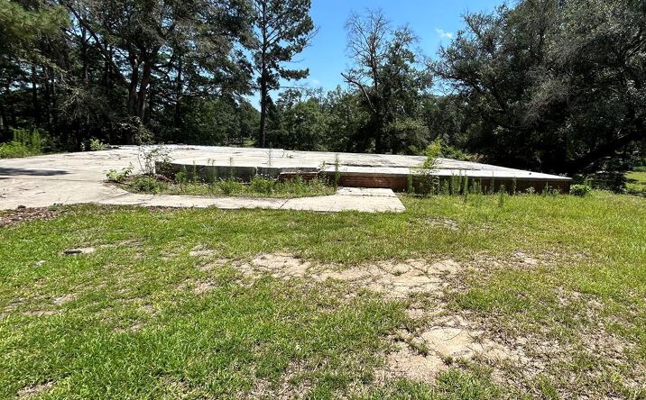 Pictures of Land property located at 18 Pocahontas Ln, Carriere, MS 39426 for sales - image #1