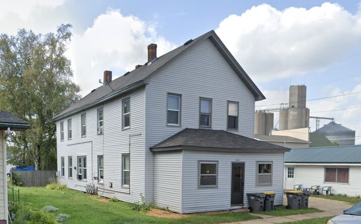 Pictures of Multifamily property located at 1040 7th Ave, Baldwin, WI 54002 for sales - image #1