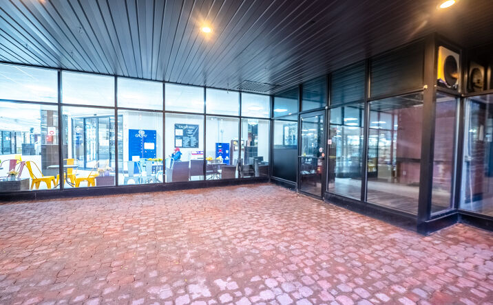 Pictures of Office, Retail, Special Purpose property located at 7000 JFK Blvd E, Guttenberg, NJ 07093 for sales - image #1