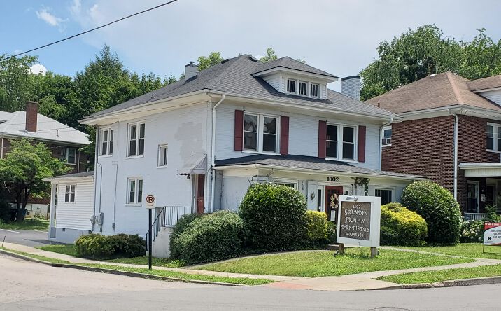Pictures of Office property located at 1602 Grandin Road SW, Roanoke, VA 24015 for sales - image #1