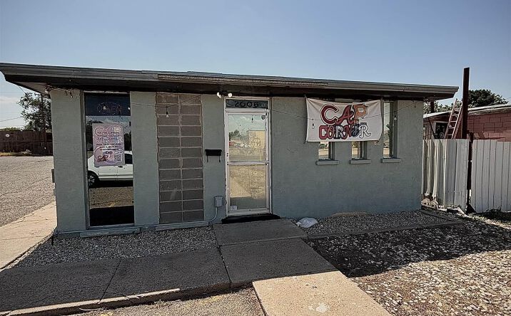 Pictures of Mixed Use, Retail property located at 2006 S Main Street, Roswell, NM 88203 for sales - image #1