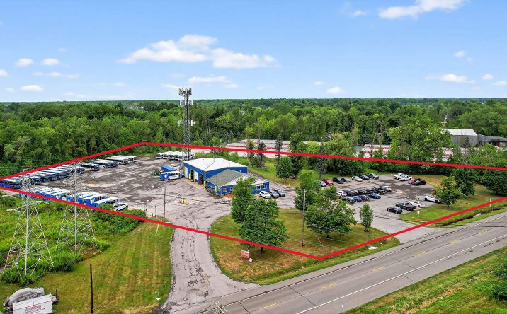 Pictures of Industrial property located at 2700 Millersport Hwy, Getzville, NY 14068 for sales - image #1