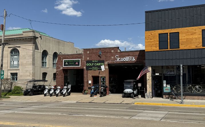 Pictures of Retail, Hospitality, Business for Sale property located at 311 Broadway St, South Haven, MI 49090 for sales - image #1