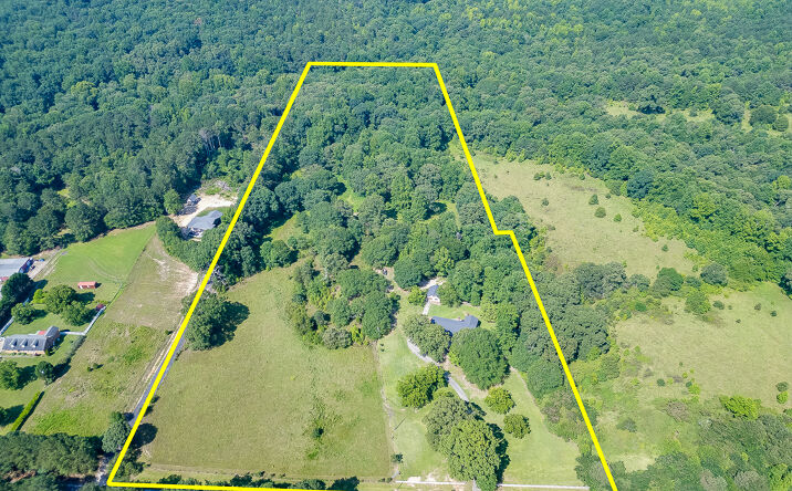 Pictures of Land property located at 1421 Drowning Creek Rd, Dacula, GA 30019 for sales - image #1