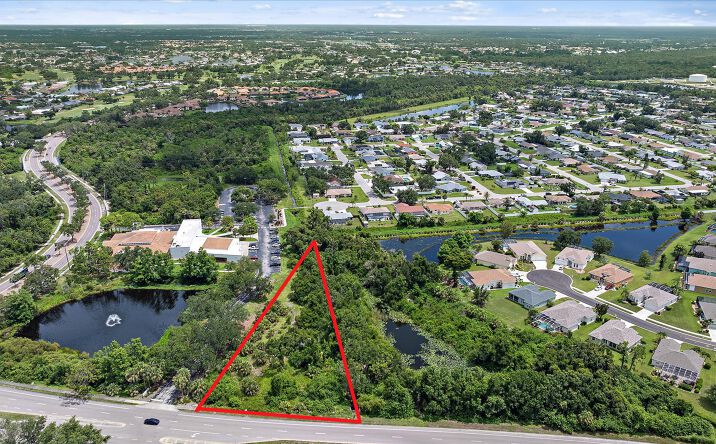 Pictures of Land property located at 4141 Woodmere Park Blvd, Venice, FL 34293 for sales - image #1
