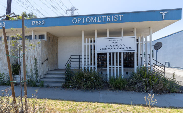 Pictures of Land, Office, Retail property located at 17523 Crenshaw Blvd, Torrance, CA 90504 for sales - image #1