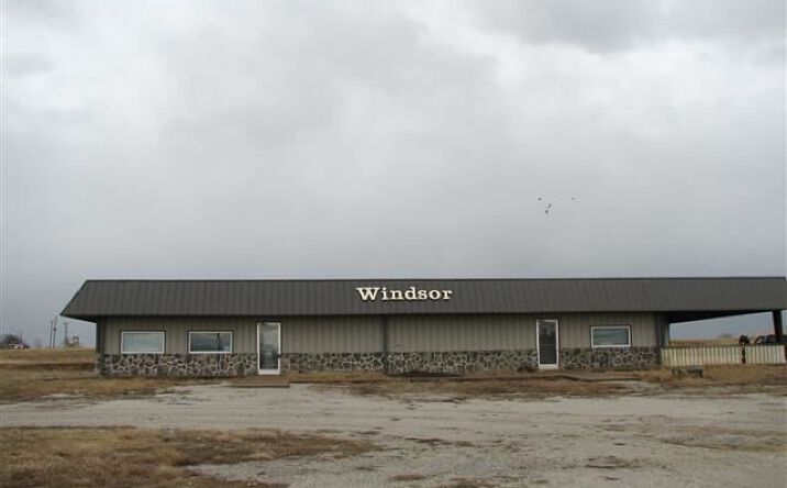 image of property at 901 N MAIN Windsor MO 65360
