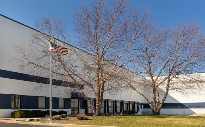 Pictures of Industrial property located at 20 Unytite Dr, Peru, IL 61354 for sales - image #1
