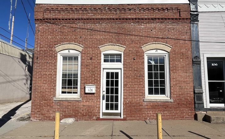 image of property at 108 W BENTON ST Windsor MO 65360-1166