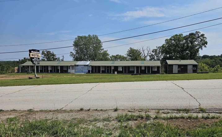 Pictures of Land property located at 31560 Warsaw, Warsaw, MO 65355 for sales - image #1