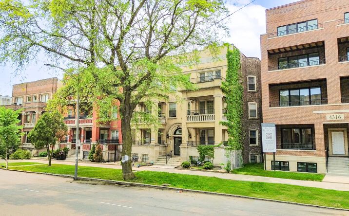 Pictures of Multifamily property located at 4320 S Michigan Ave, Chicago, IL 60653 for sales - image #1